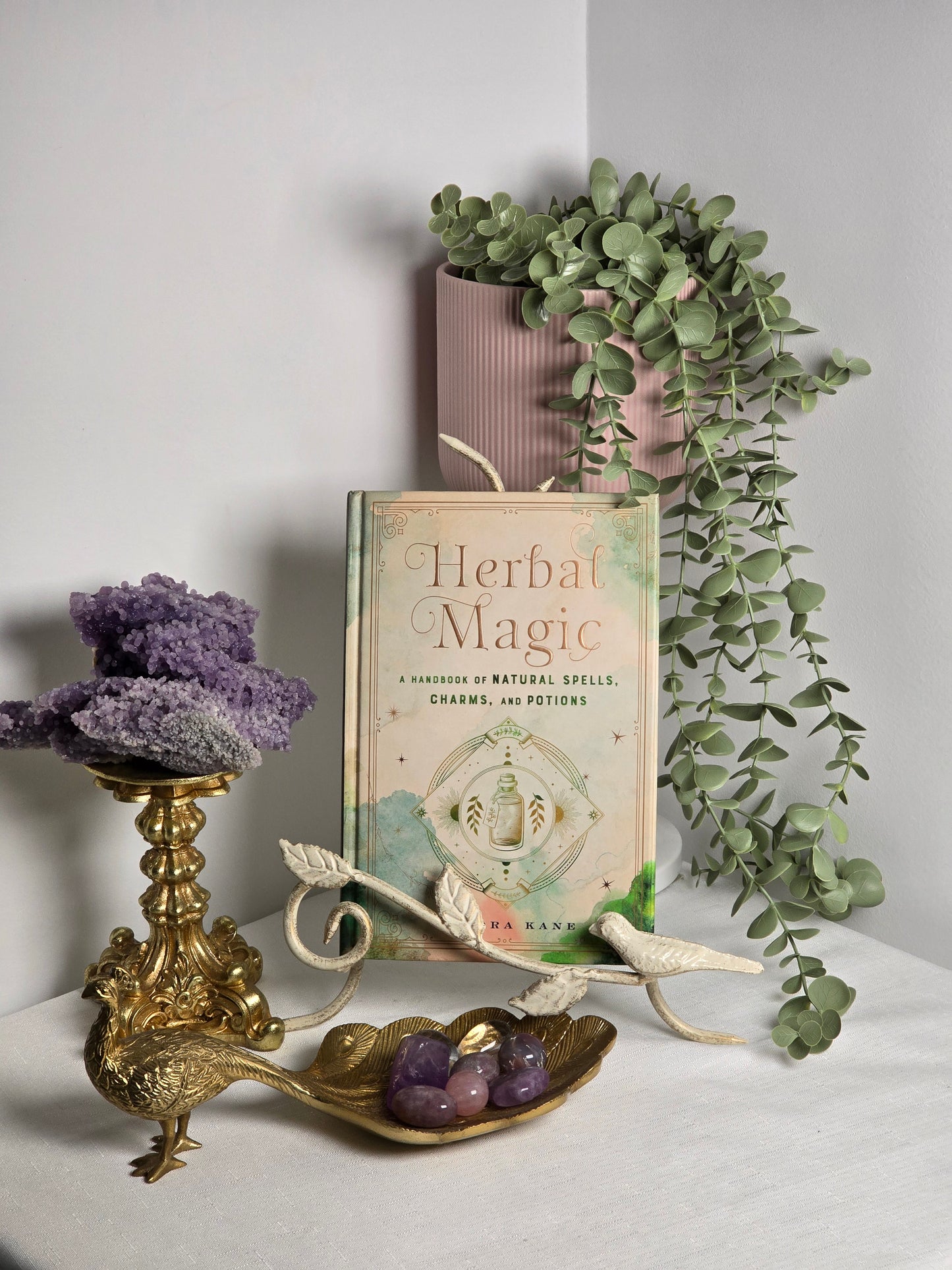 Shabby Chic Metal Bookstand