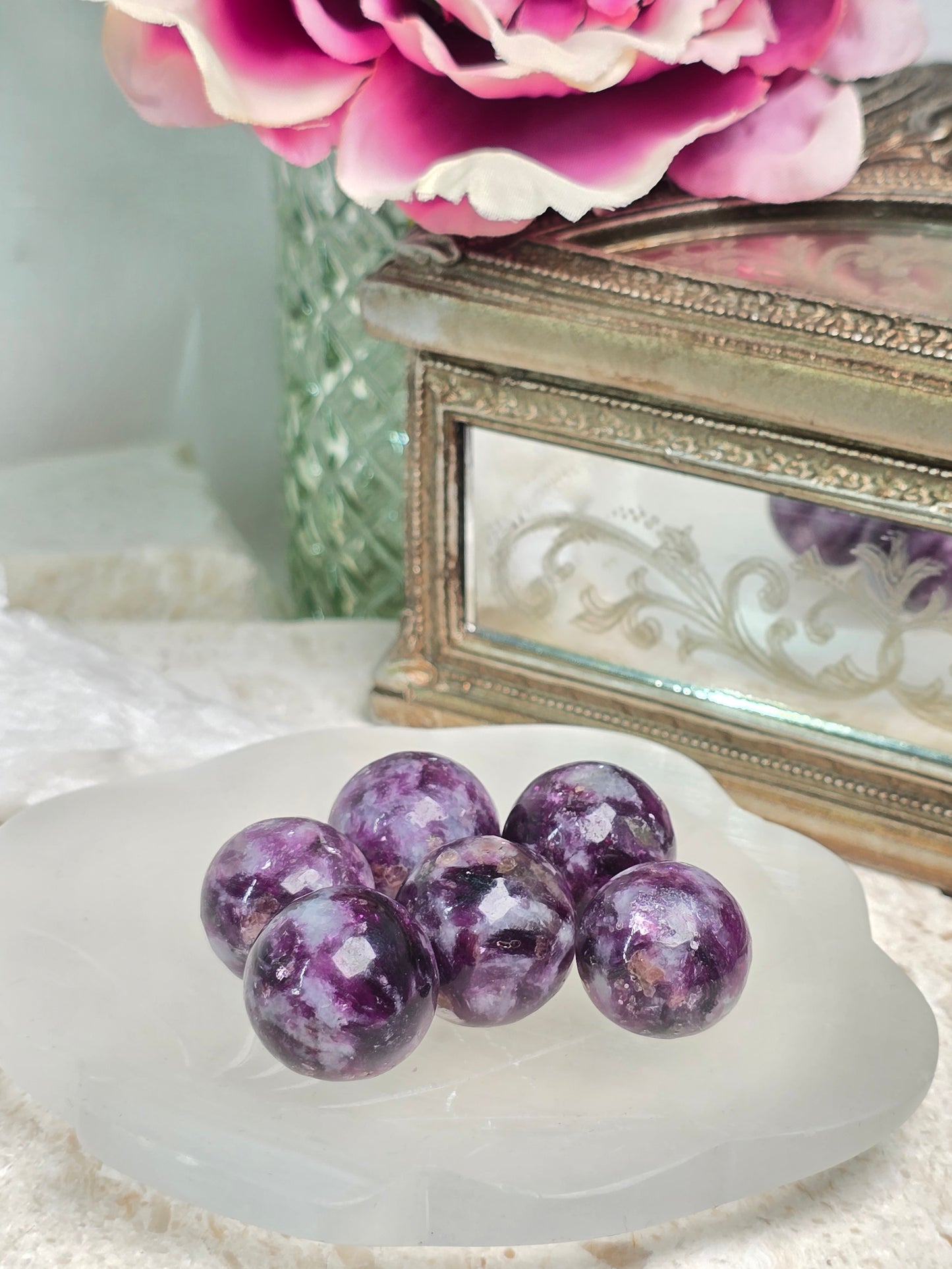 Purple Mica 2cm Spheres