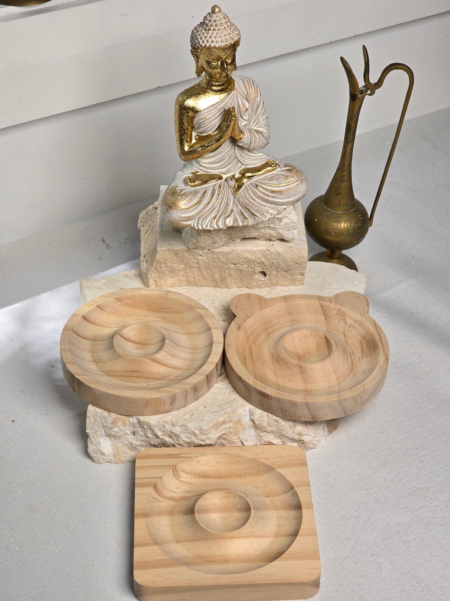 Wooden Bracelet/Sphere Stand