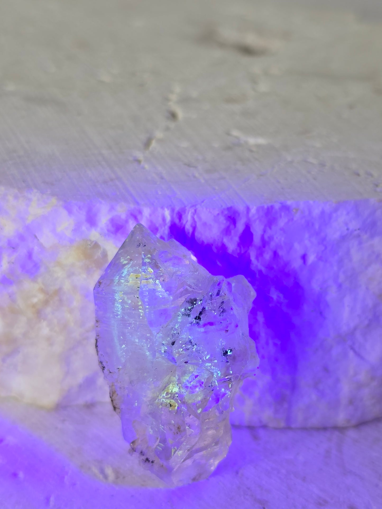 Petroleum skeleton Quartz specimen