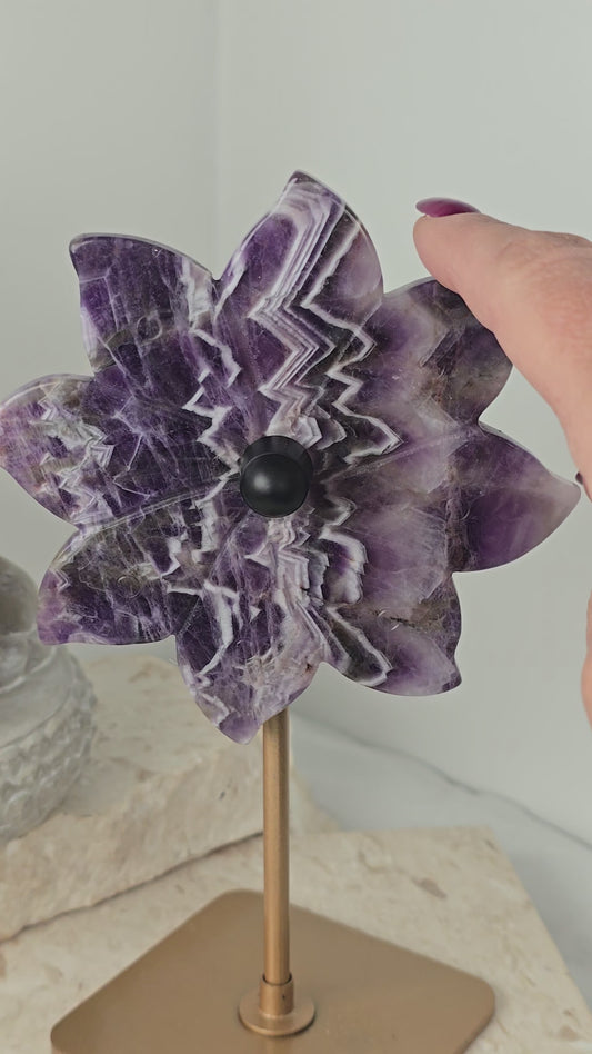 Chevron Amethyst Spinning Pin Wheel