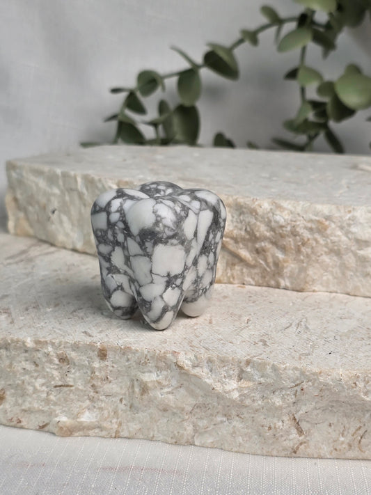 Howlite Tooth