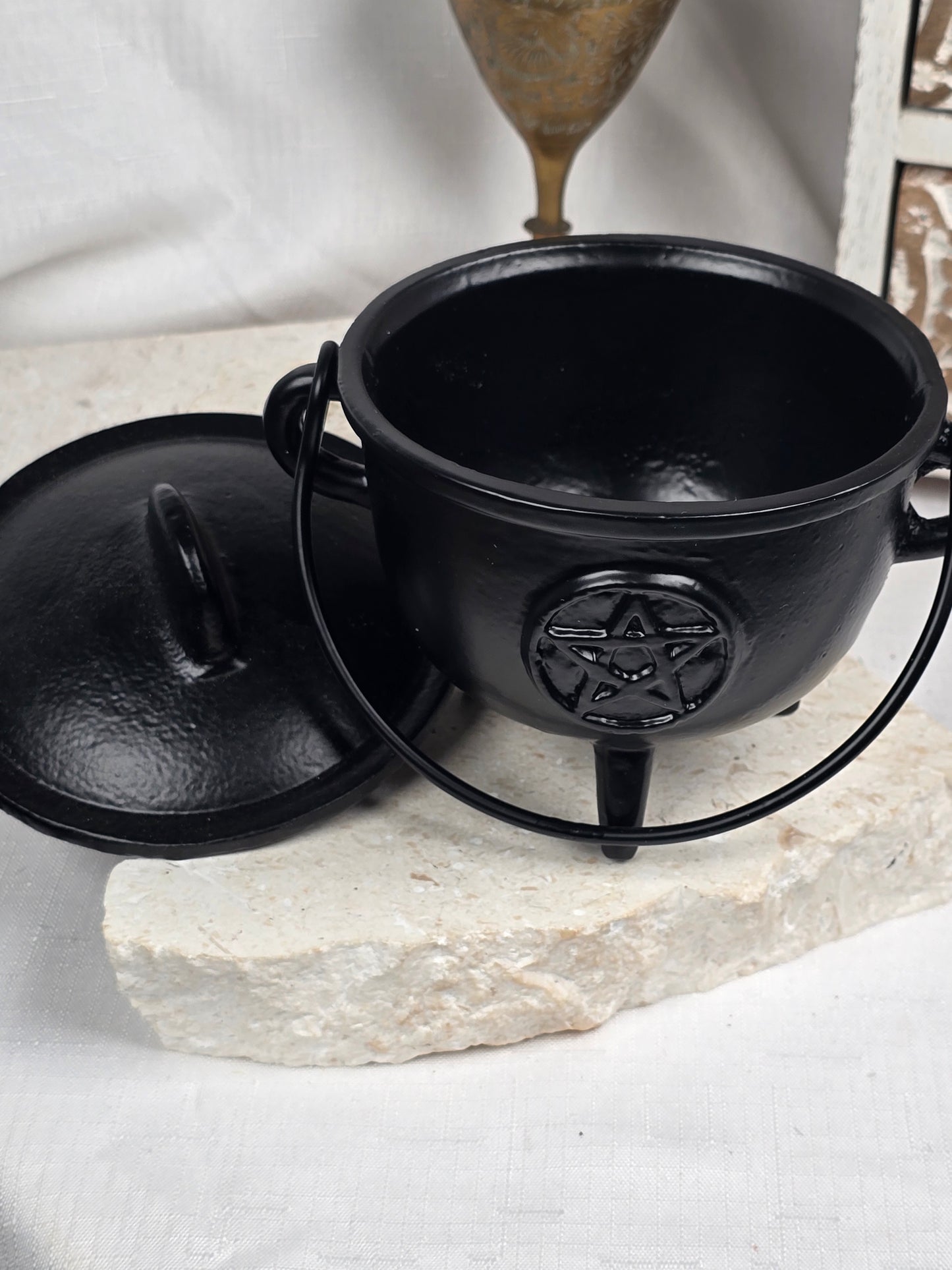 Cauldron - Cast Iron