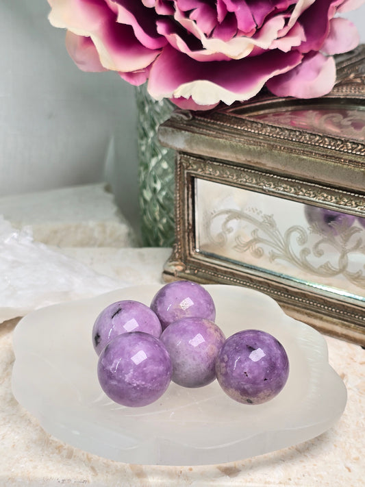 Lepidolite 2cm Spheres