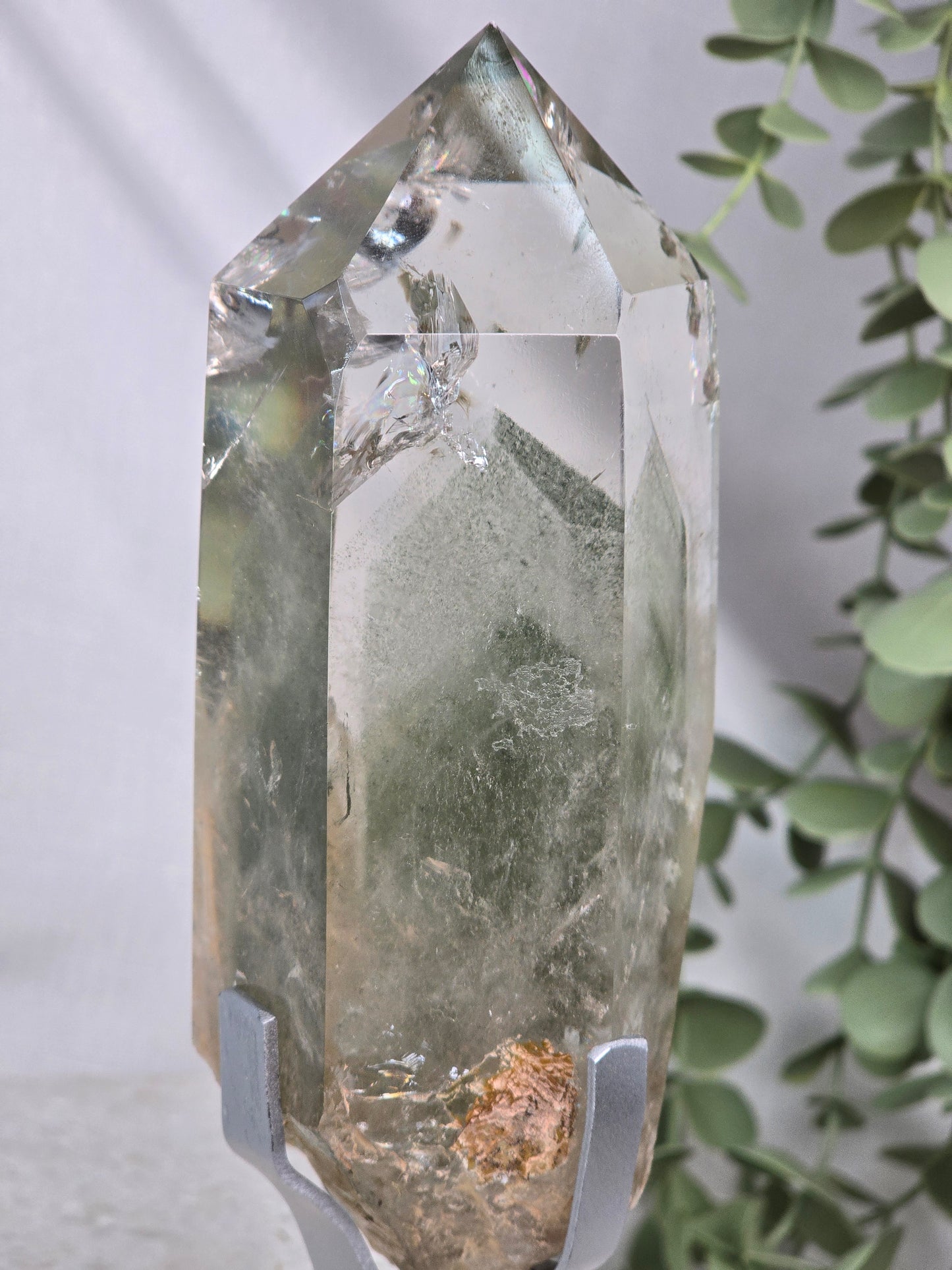 AA Grade Garden Quartz Point & stand