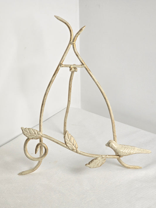 Shabby Chic Metal Bookstand