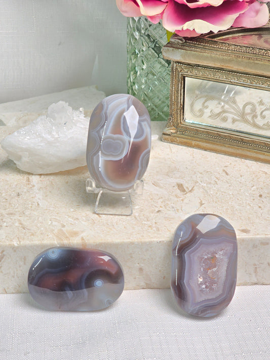 Red Orbicular Agate palm stones