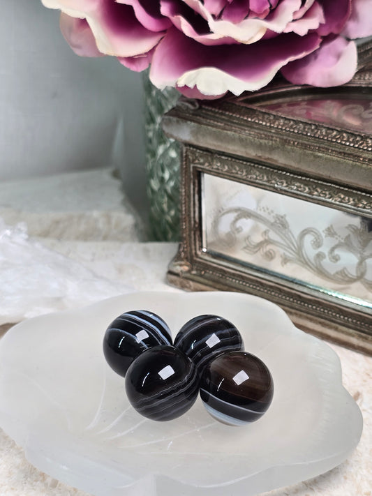 Black Onyx 2cm Spheres