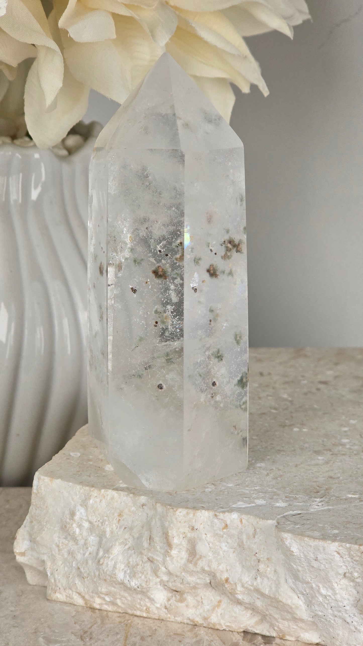 White Garden Quartz Tower