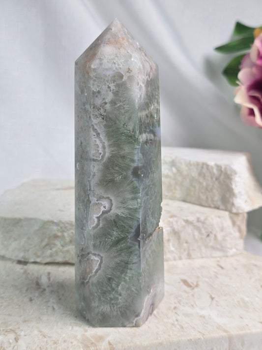 Green Quartz with Flower Agate Tower