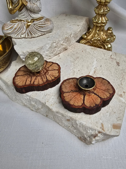 Flat wood single sphere stand
