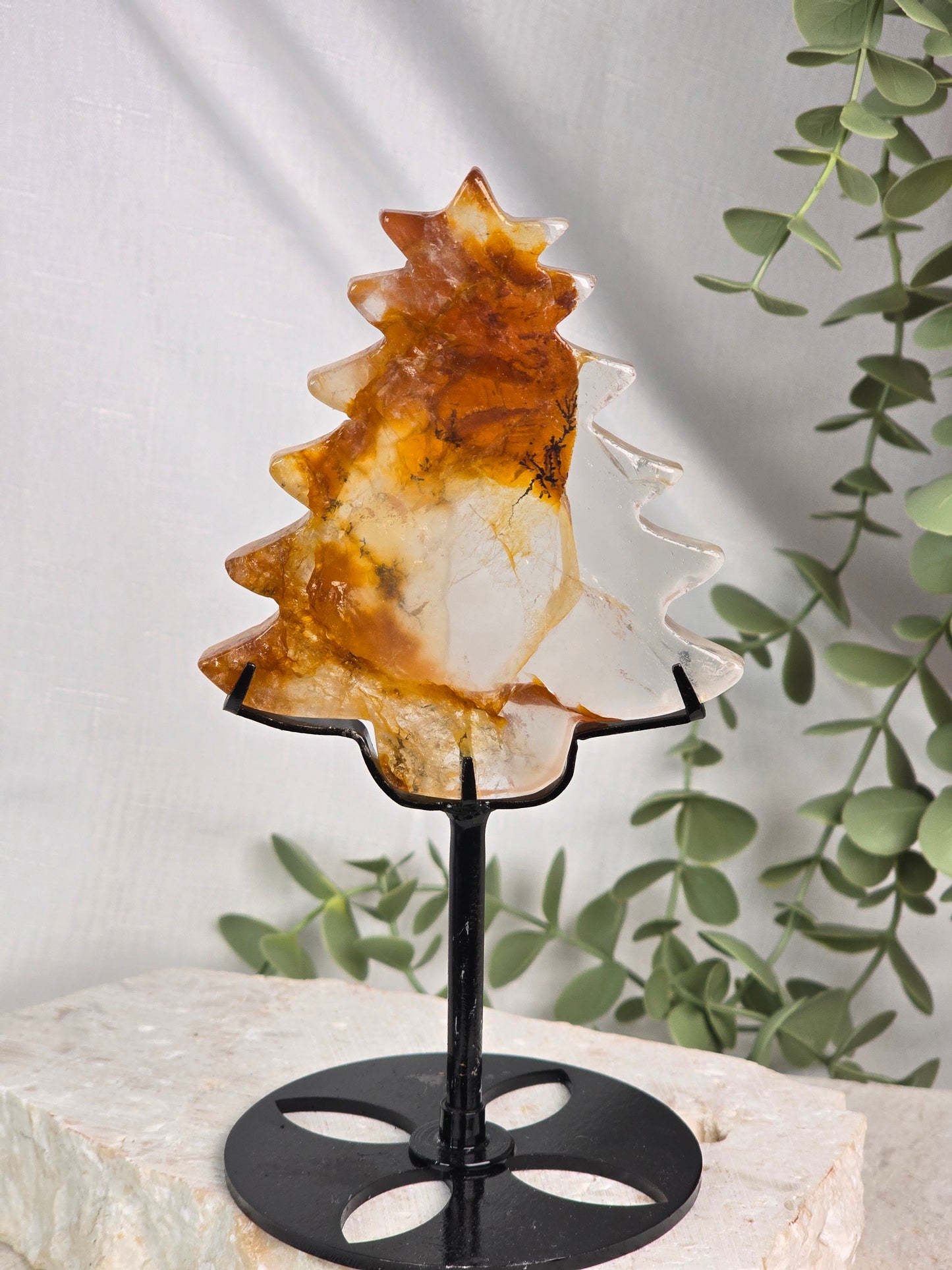 Golden Healer Xmas Tree with Dendritic inclusions