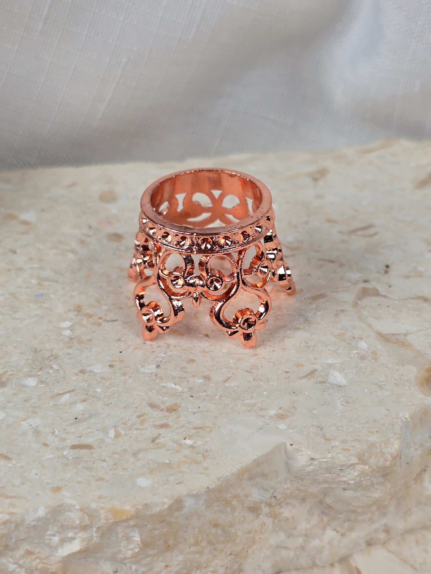 Heart Crown Mini Sphere Stand