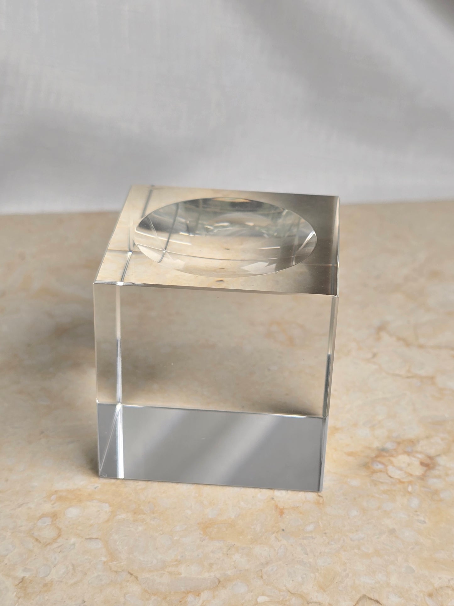 Glass Square Solid Sphere Stand