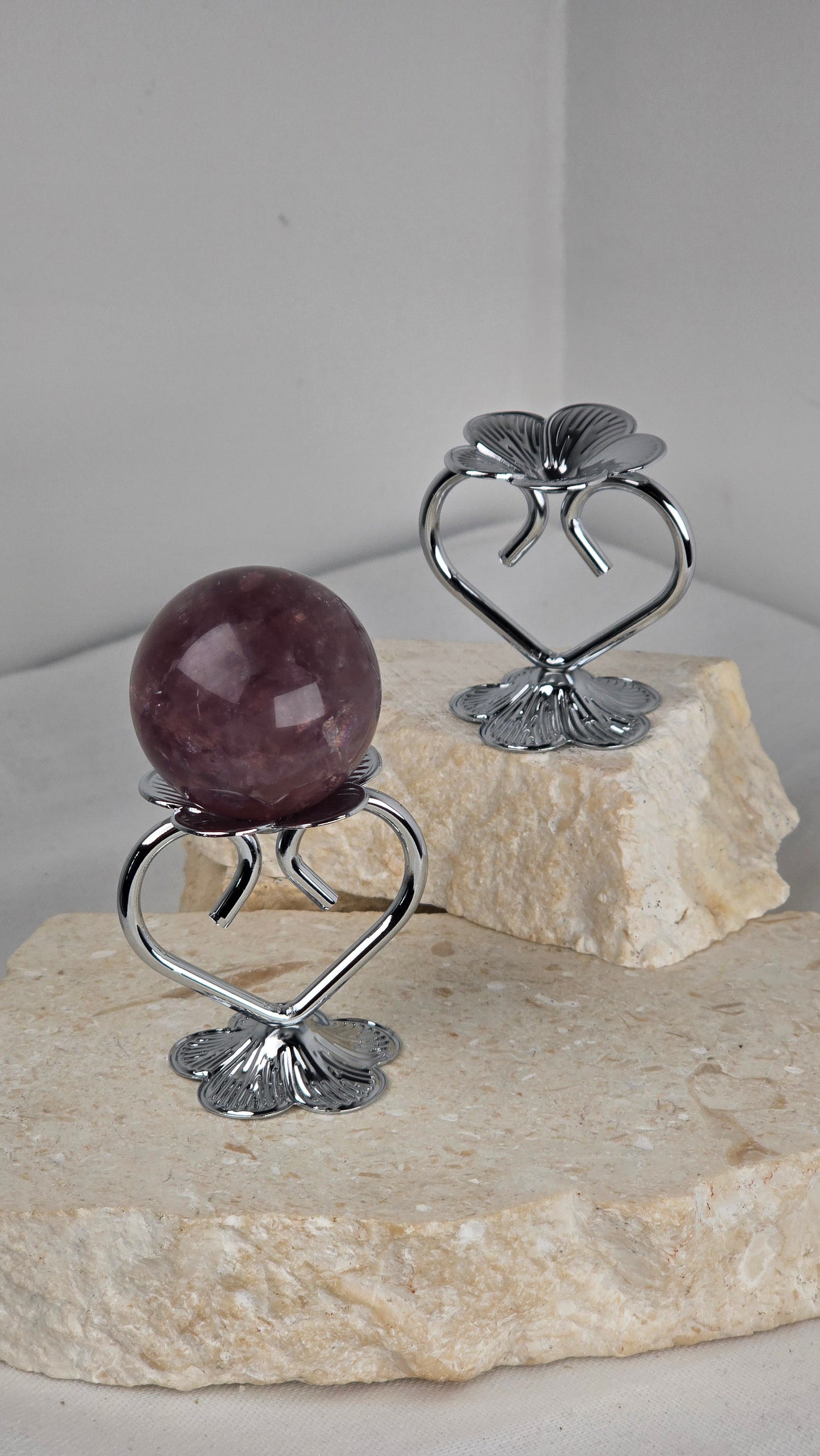 Heart Flower Sphere stand