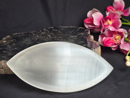 Eye Design Selenite Dish