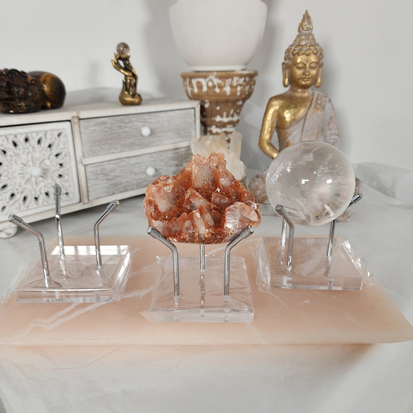 Clear Acrylic Specimen/Sphere stand - large square or Circle